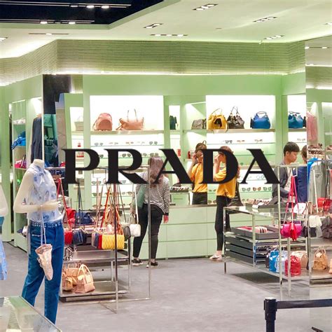 prada official store